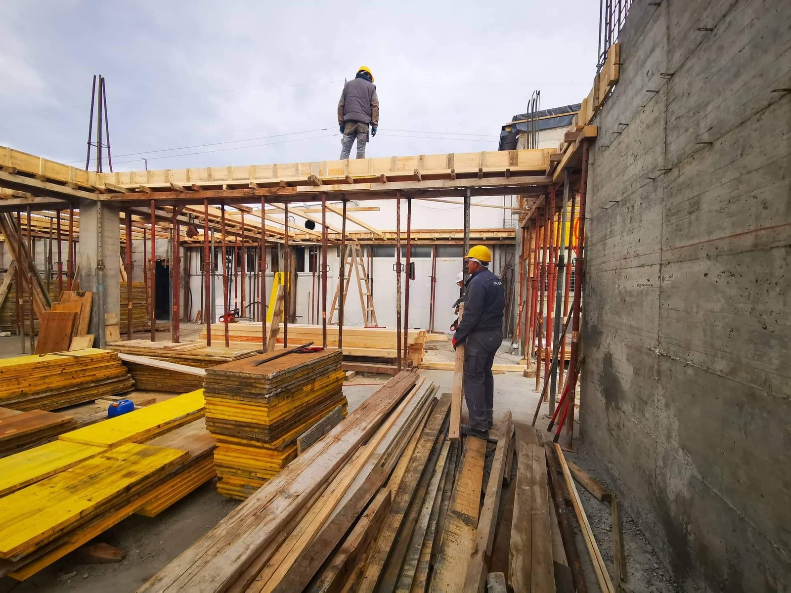 Fima-Konstrukt - Poslovna građevina - Rusan – Mikron